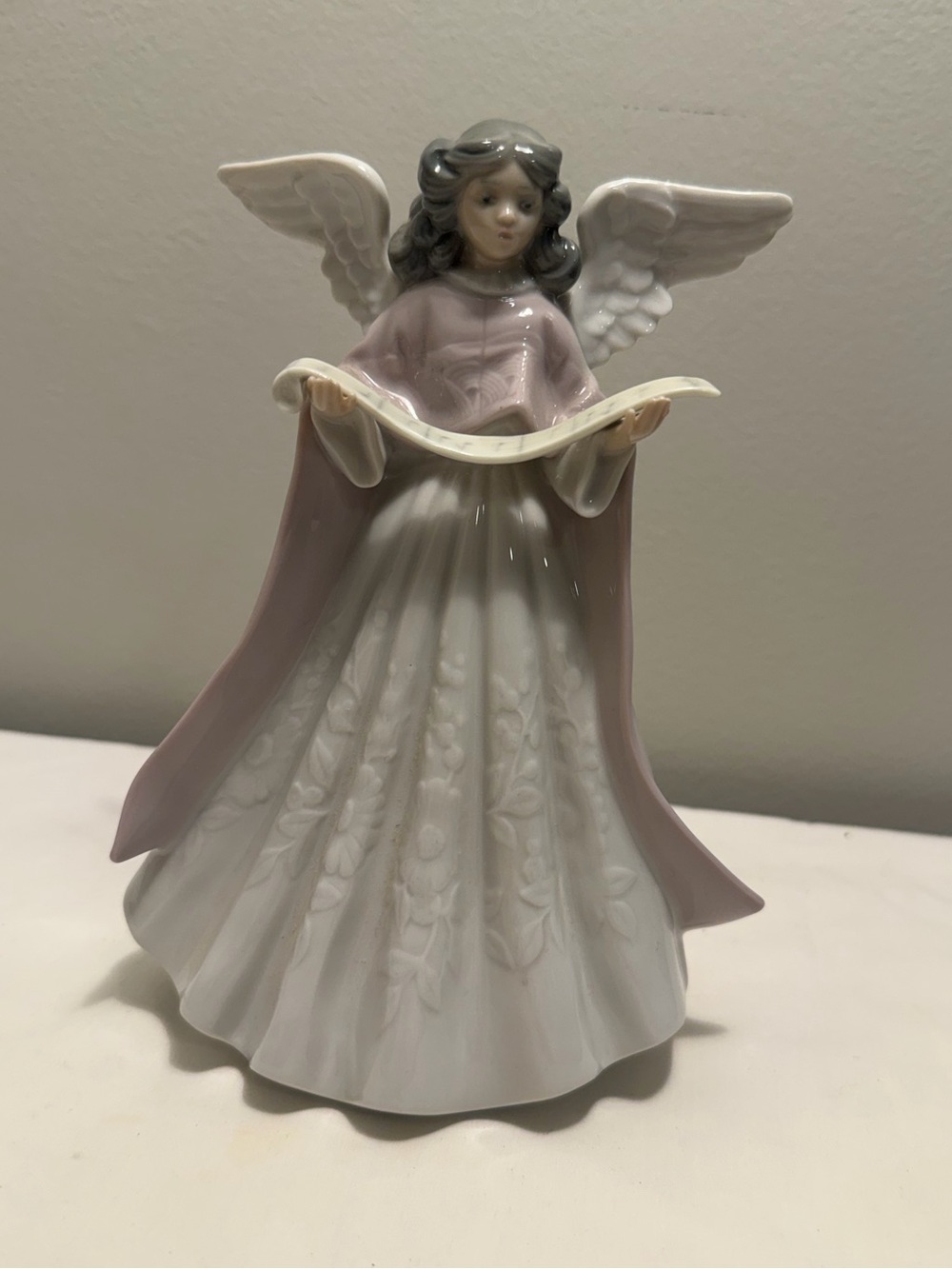Lladro Angel Singer Tree Topper 5831 Figurine White Pink Vintage no Box